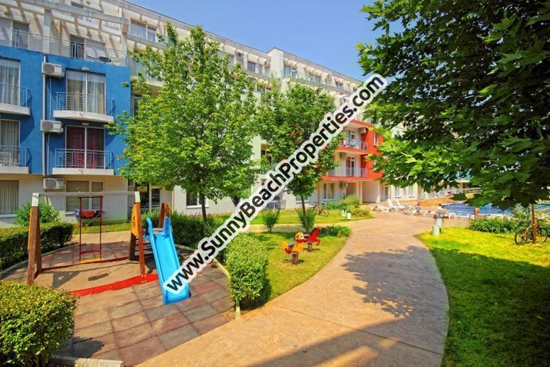 Продается меблированная однокомнатная квартира с видом на бассейн в Солнечный день 3 /Sunny day 3/ 1000 м. от пляжа Солнечного берега, Болгария