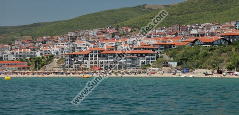 Продается меблированная трехкомнатная квартира с верандой в Арена 2 / Arena 2 на пляже в Святом Власе Болгария