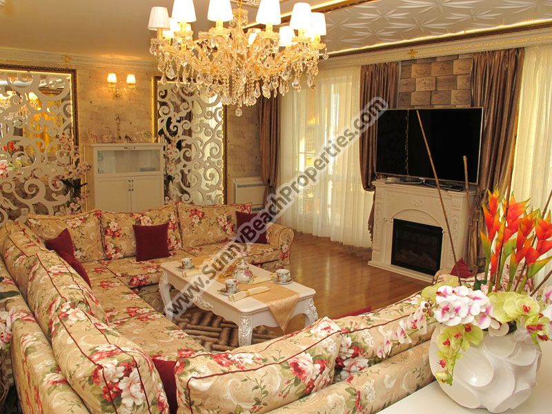 Продается меблированная трехспальная квартира пентхаус люкс с камин и джакузи с видом на бассейн в к-се люкс Милый дом 3 /Sweet homes 3/, 400 м. от пляжа Солнечного берега, Болгария