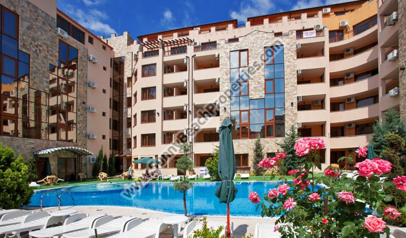 Продается меблированная трехкомнатная квартира люкс в Эмеральд Парадайс / Emerald Paradise Солнечный берег Болгария
